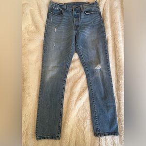 EUC Levi’s Distressed 501S 29x30 11” rise